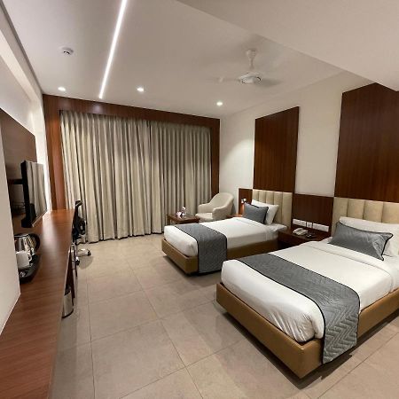 Jubilee Park Hotel Hyderabad Ngoại thất bức ảnh