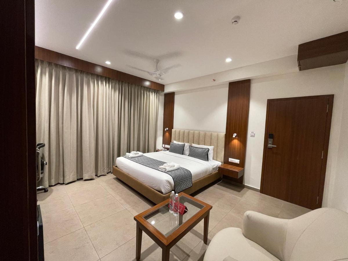 Jubilee Park Hotel Hyderabad Ngoại thất bức ảnh